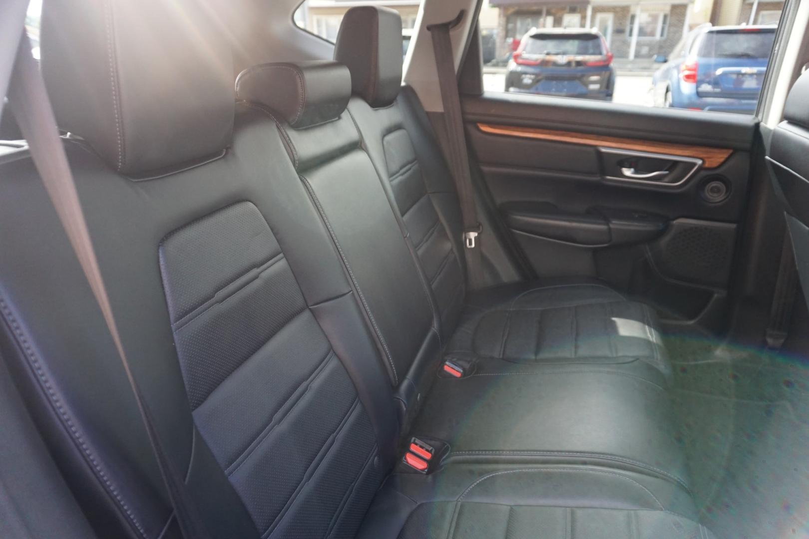 2018 GRAY /GRAY HONDA CR-V TOURING (2HKRW2H90JH) with an 1.5L I4 engine, CVT transmission, located at 312 Centre Ave, Schuylkill Haven, PA, 17972, (570) 593-5278, 40.638130, -76.177383- Photo#37