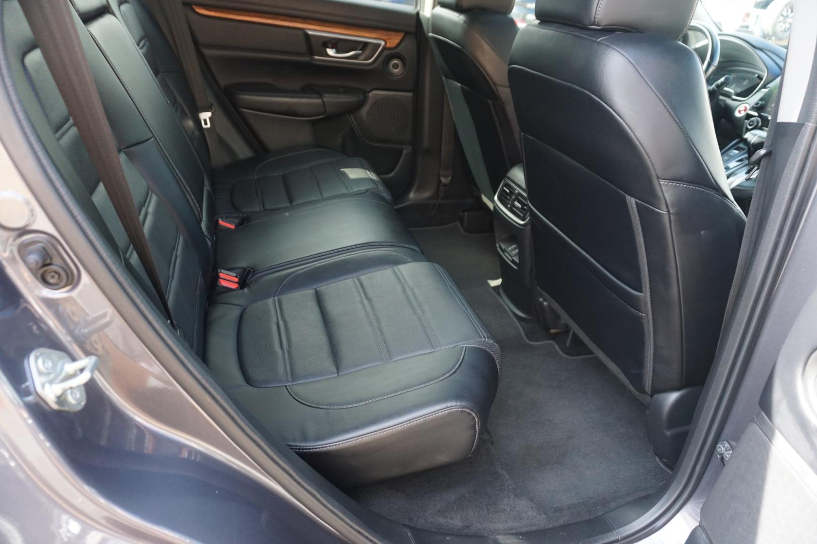2018 GRAY /GRAY HONDA CR-V TOURING (2HKRW2H90JH) with an 1.5L I4 engine, CVT transmission, located at 312 Centre Ave, Schuylkill Haven, PA, 17972, (570) 593-5278, 40.638130, -76.177383- Photo#38