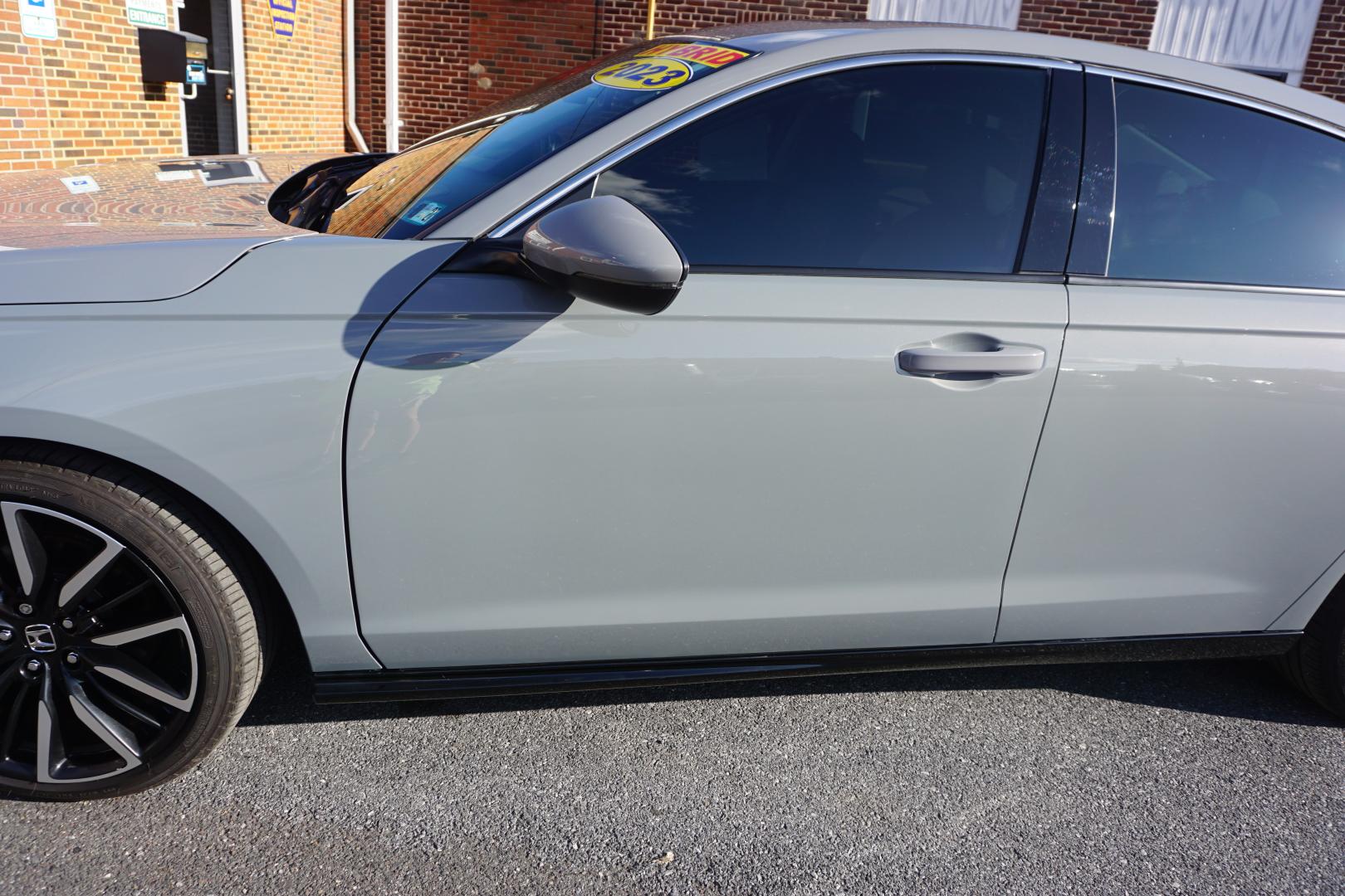 2023 GRAY /GRAY HONDA ACCORD TOURING (1HGCY2F82PA) with an 2L I4 engine, Automatic transmission, located at 312 Centre Ave, Schuylkill Haven, PA, 17972, (570) 593-5278, 40.638130, -76.177383- Photo#4