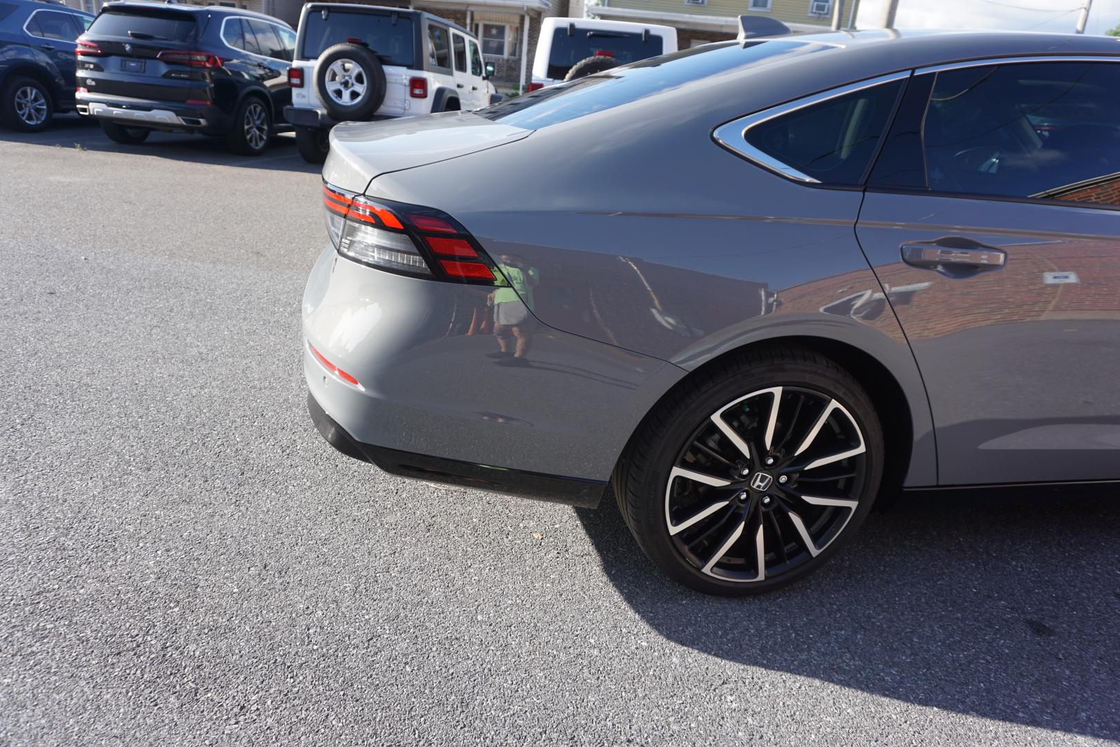 2023 GRAY /GRAY HONDA ACCORD TOURING (1HGCY2F82PA) with an 2L I4 engine, Automatic transmission, located at 312 Centre Ave, Schuylkill Haven, PA, 17972, (570) 593-5278, 40.638130, -76.177383- Photo#10