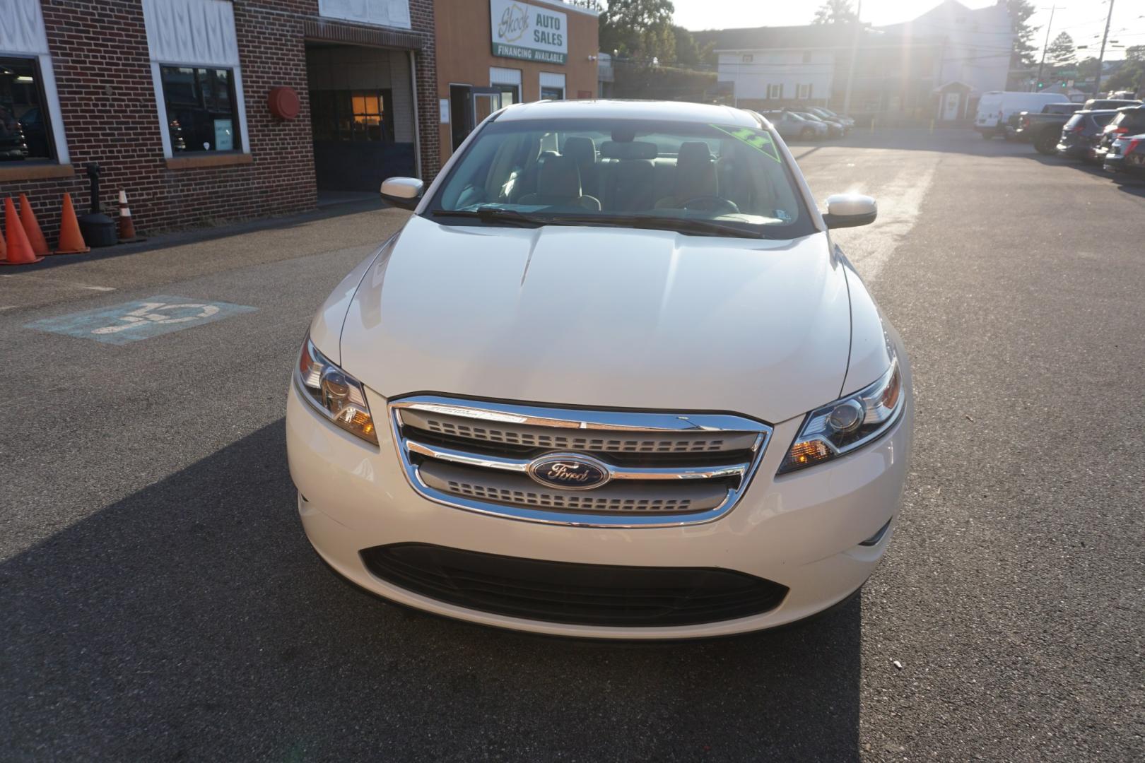 2011 FORD TAURUS SEL (1FAHP2EWXBG) with an 3.5L V6 engine, AUTOMATIC transmission, located at 312 Centre Ave, Schuylkill Haven, PA, 17972, (570) 593-5278, 40.638130, -76.177383- Photo#2