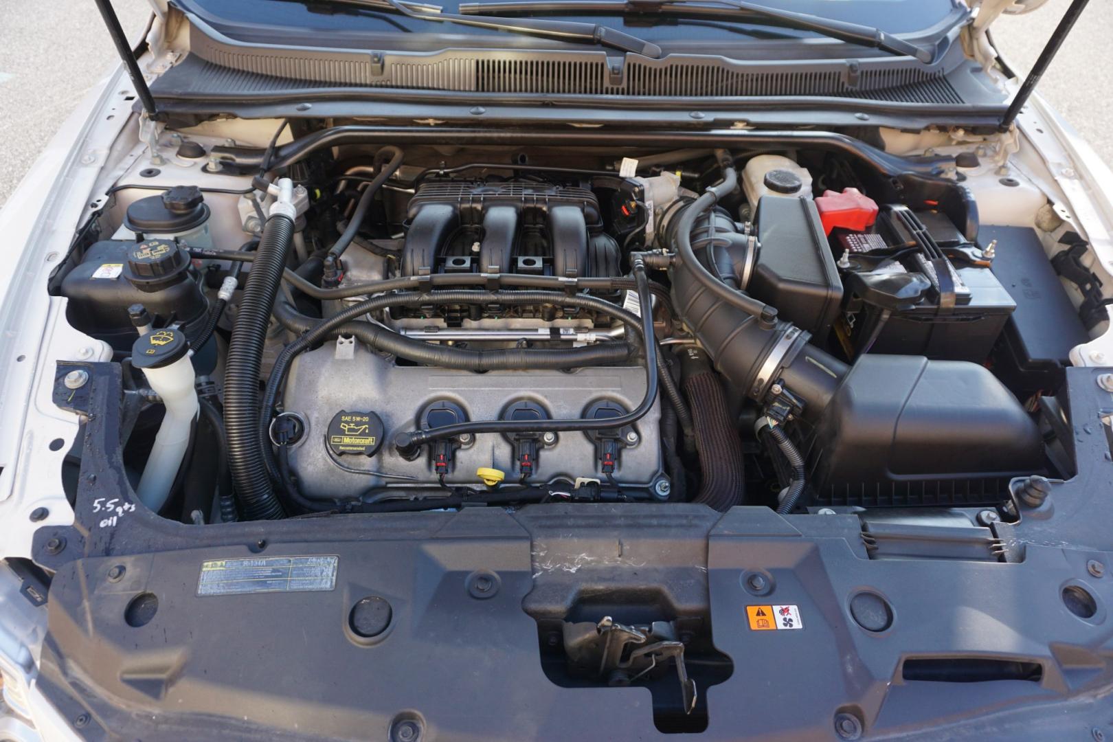 2011 FORD TAURUS SEL (1FAHP2EWXBG) with an 3.5L V6 engine, AUTOMATIC transmission, located at 312 Centre Ave, Schuylkill Haven, PA, 17972, (570) 593-5278, 40.638130, -76.177383- Photo#18