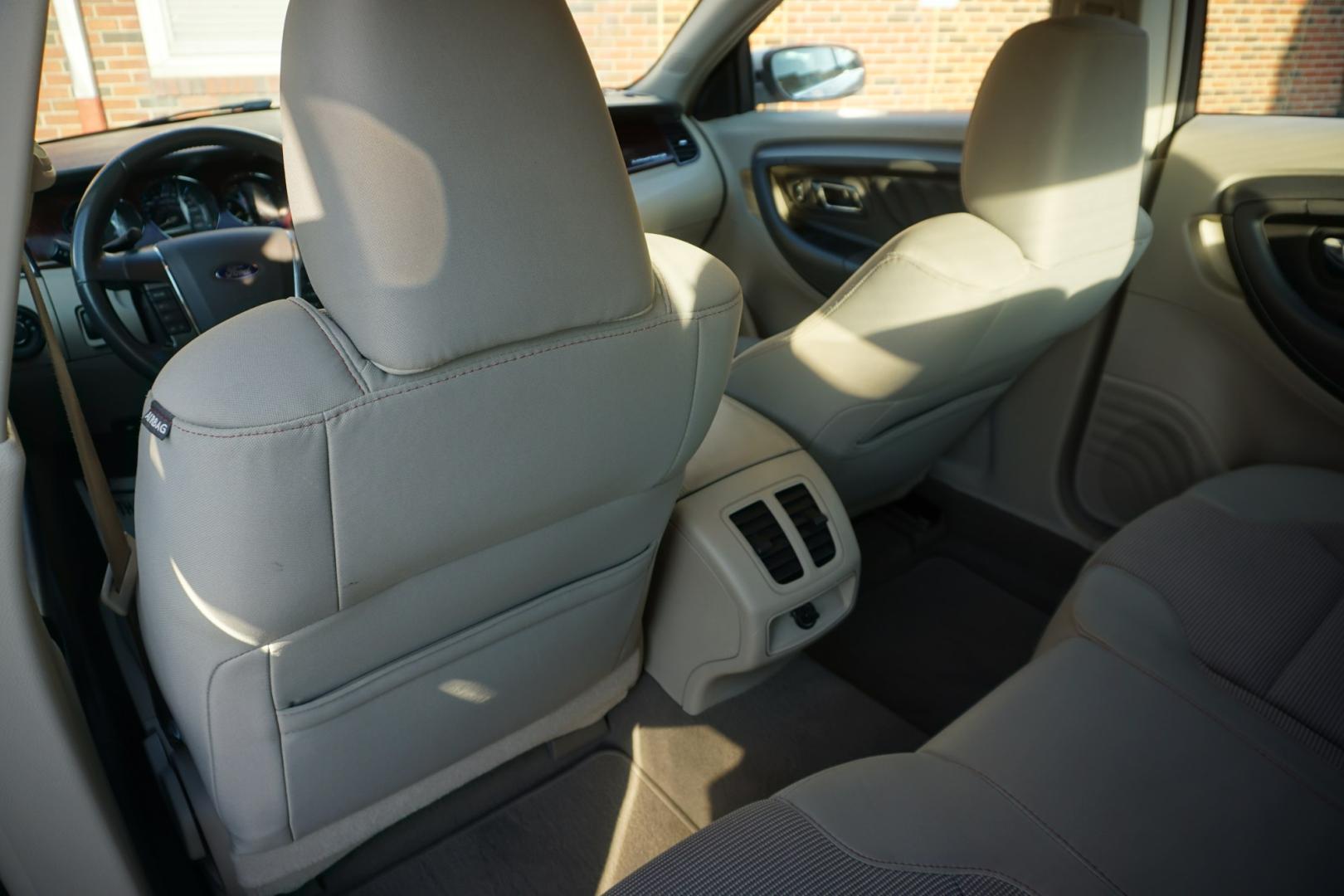2011 FORD TAURUS SEL (1FAHP2EWXBG) with an 3.5L V6 engine, AUTOMATIC transmission, located at 312 Centre Ave, Schuylkill Haven, PA, 17972, (570) 593-5278, 40.638130, -76.177383- Photo#27
