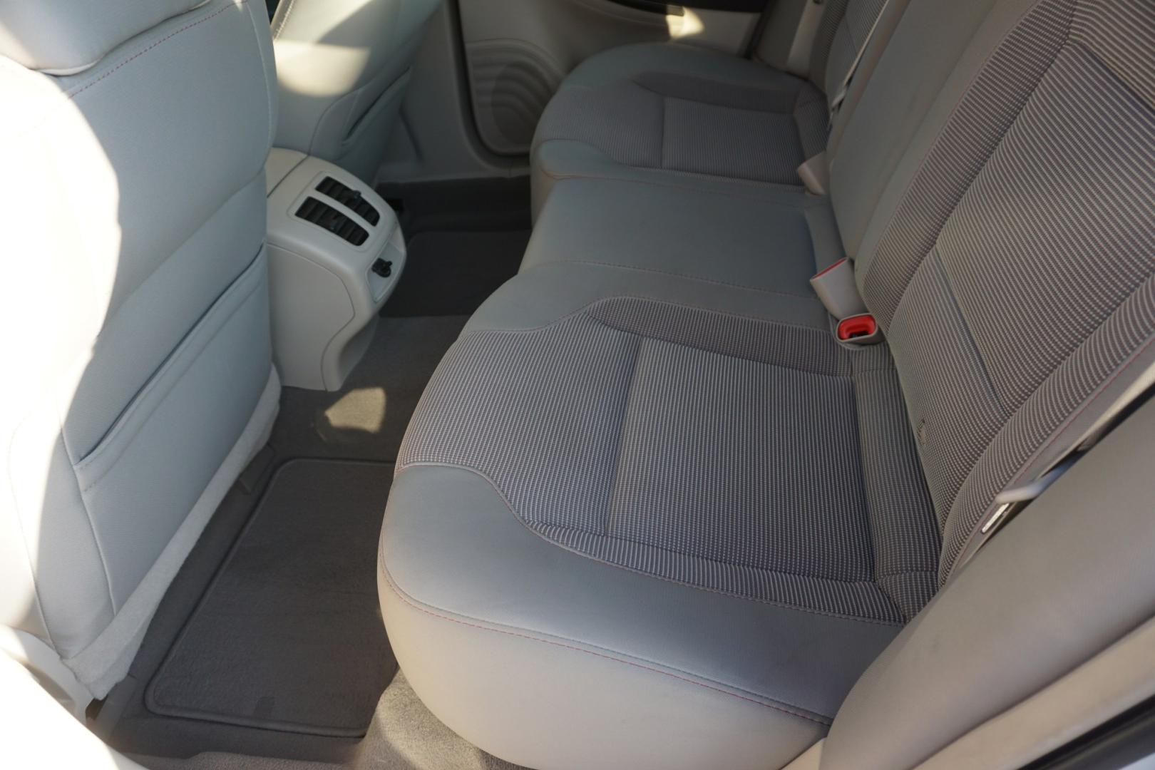 2011 FORD TAURUS SEL (1FAHP2EWXBG) with an 3.5L V6 engine, AUTOMATIC transmission, located at 312 Centre Ave, Schuylkill Haven, PA, 17972, (570) 593-5278, 40.638130, -76.177383- Photo#28