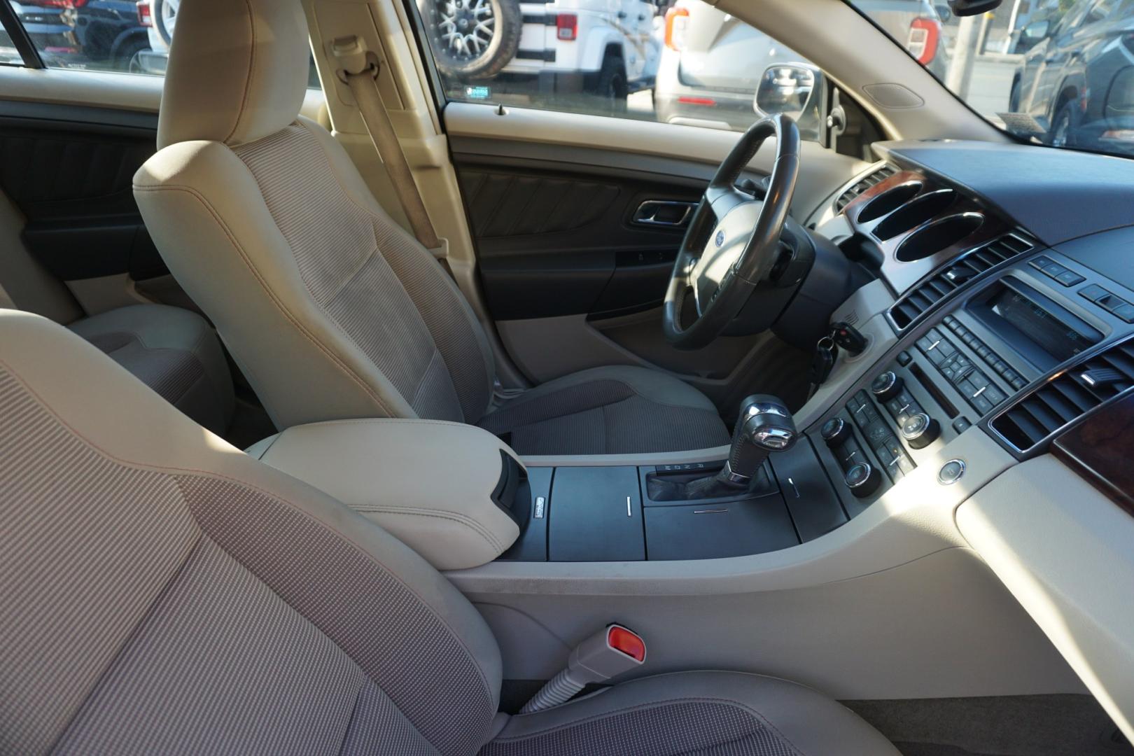 2011 FORD TAURUS SEL (1FAHP2EWXBG) with an 3.5L V6 engine, AUTOMATIC transmission, located at 312 Centre Ave, Schuylkill Haven, PA, 17972, (570) 593-5278, 40.638130, -76.177383- Photo#37