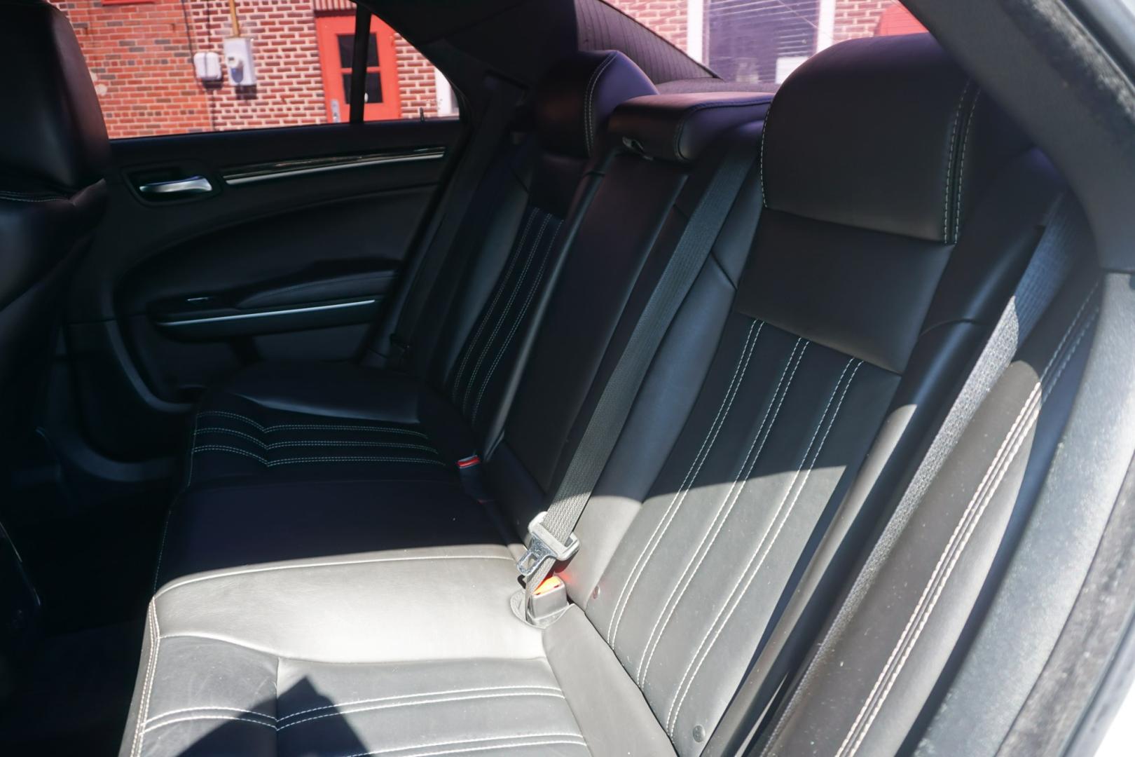 2019 WHITE CHRYSLER 300 300S (2C3CCABG3KH) with an 3.6L V6 engine, AUTOMATIC transmission, located at 312 Centre Ave, Schuylkill Haven, PA, 17972, (570) 593-5278, 40.638130, -76.177383- Photo#27