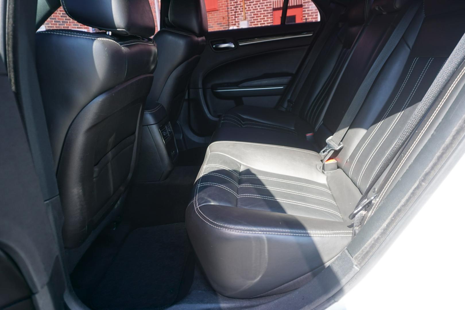 2019 WHITE CHRYSLER 300 300S (2C3CCABG3KH) with an 3.6L V6 engine, AUTOMATIC transmission, located at 312 Centre Ave, Schuylkill Haven, PA, 17972, (570) 593-5278, 40.638130, -76.177383- Photo#28