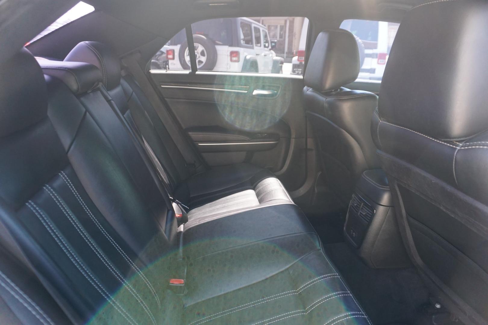 2019 WHITE CHRYSLER 300 300S (2C3CCABG3KH) with an 3.6L V6 engine, AUTOMATIC transmission, located at 312 Centre Ave, Schuylkill Haven, PA, 17972, (570) 593-5278, 40.638130, -76.177383- Photo#33