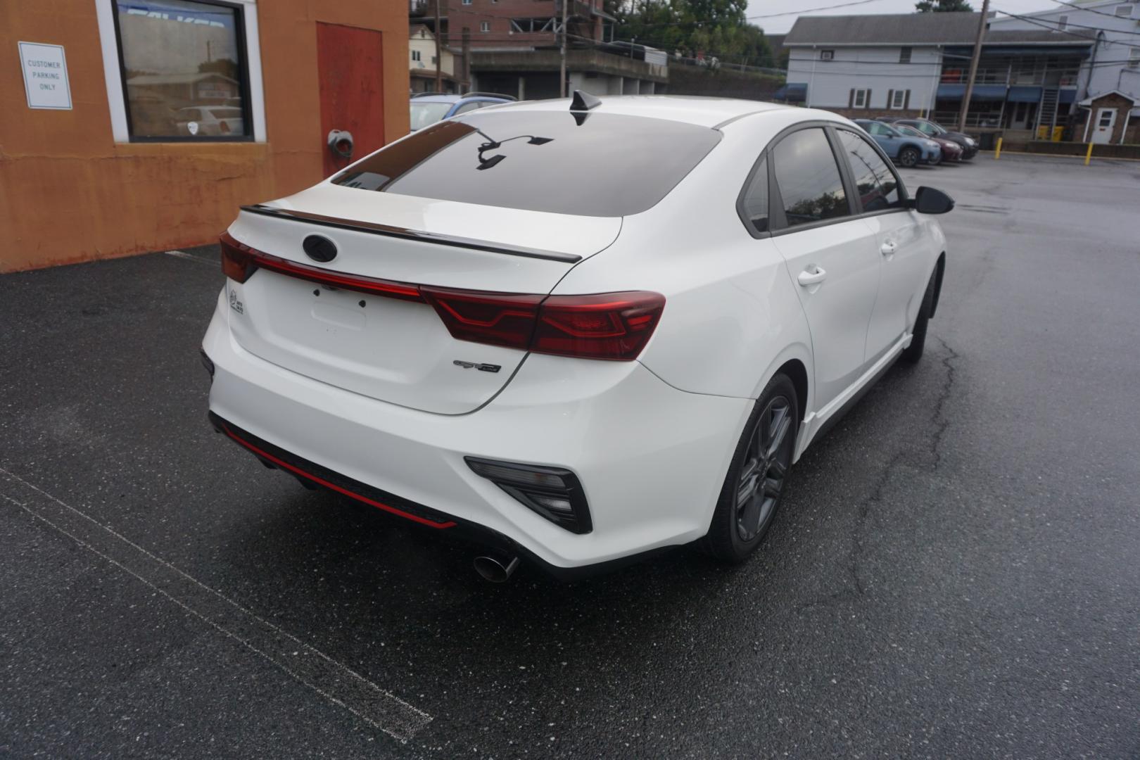 2021 WHITE /GRAY KIA FORTE GT-LINE (3KPF34AD4ME) with an 2L I4 engine, AUTOMATIC transmission, located at 312 Centre Ave, Schuylkill Haven, PA, 17972, (570) 593-5278, 40.638130, -76.177383- Photo#11