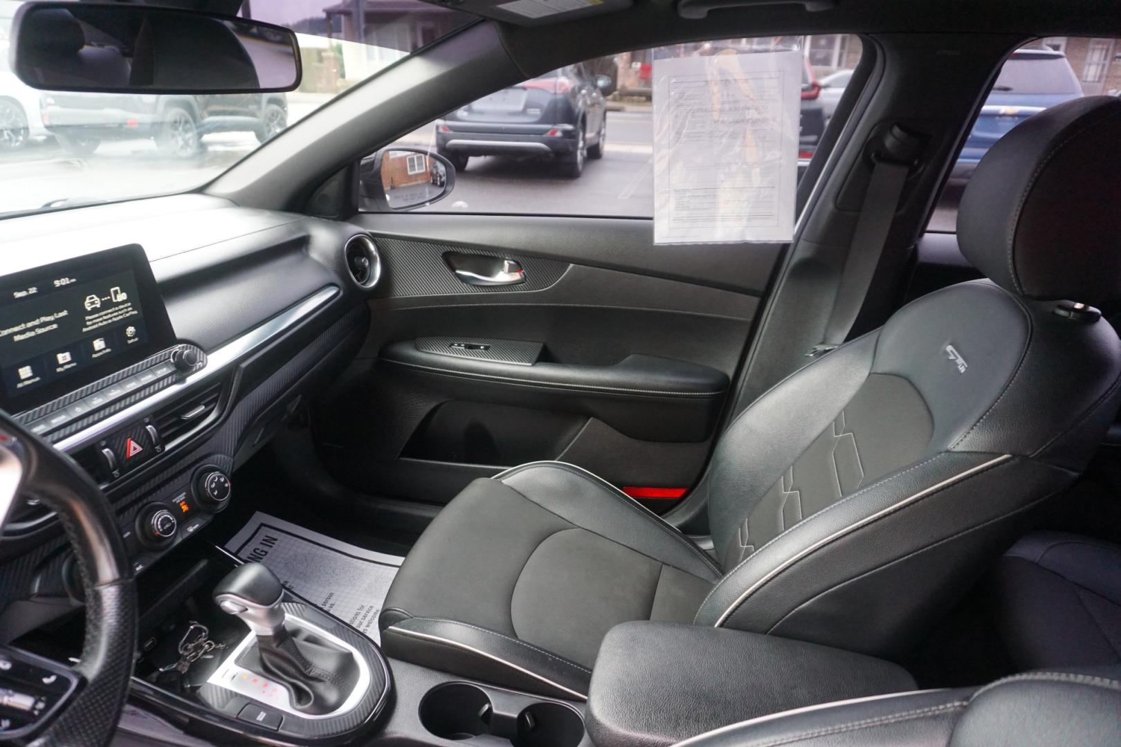 2021 WHITE /GRAY KIA FORTE GT-LINE (3KPF34AD4ME) with an 2L I4 engine, AUTOMATIC transmission, located at 312 Centre Ave, Schuylkill Haven, PA, 17972, (570) 593-5278, 40.638130, -76.177383- Photo#20
