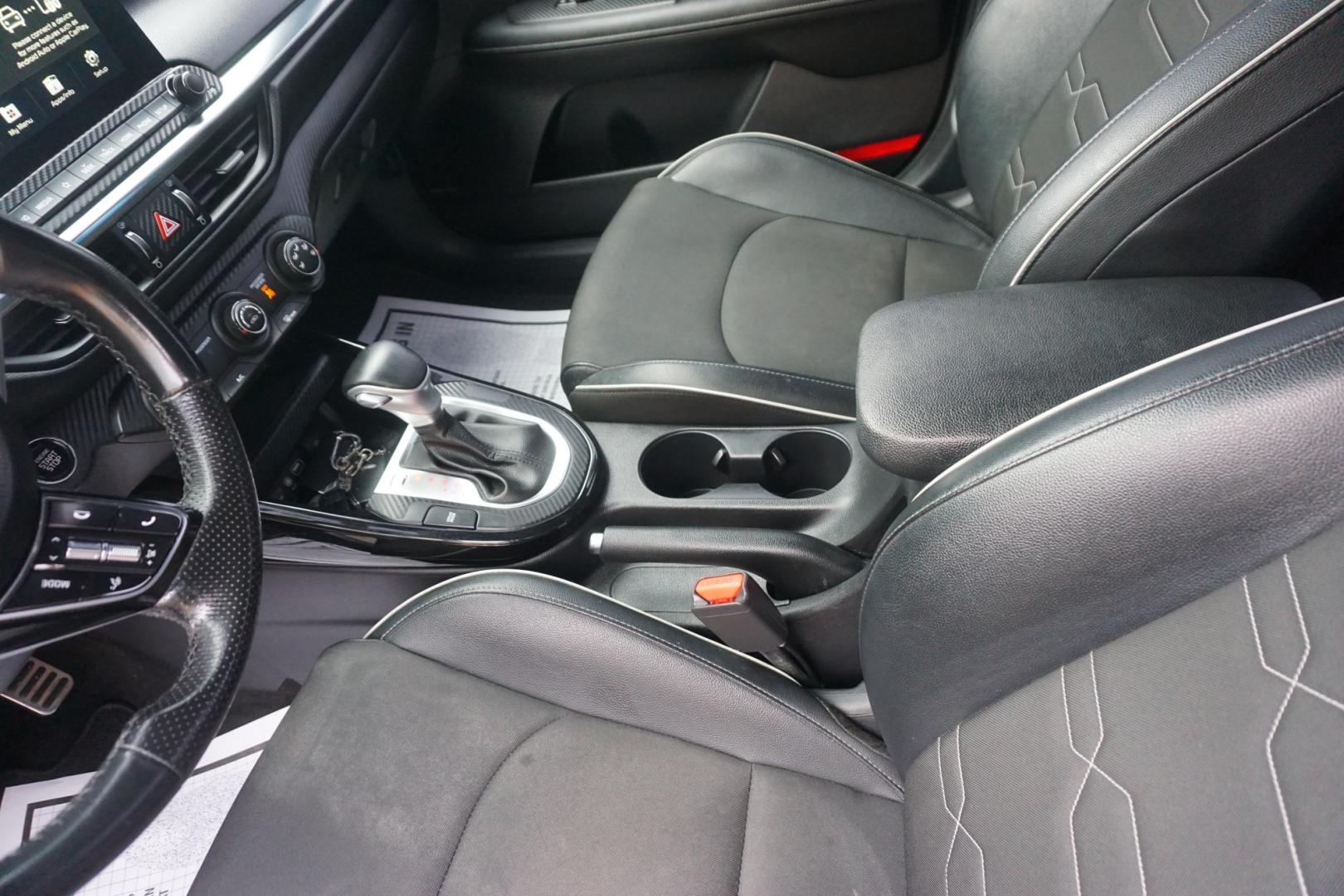 2021 WHITE /GRAY KIA FORTE GT-LINE (3KPF34AD4ME) with an 2L I4 engine, AUTOMATIC transmission, located at 312 Centre Ave, Schuylkill Haven, PA, 17972, (570) 593-5278, 40.638130, -76.177383- Photo#22
