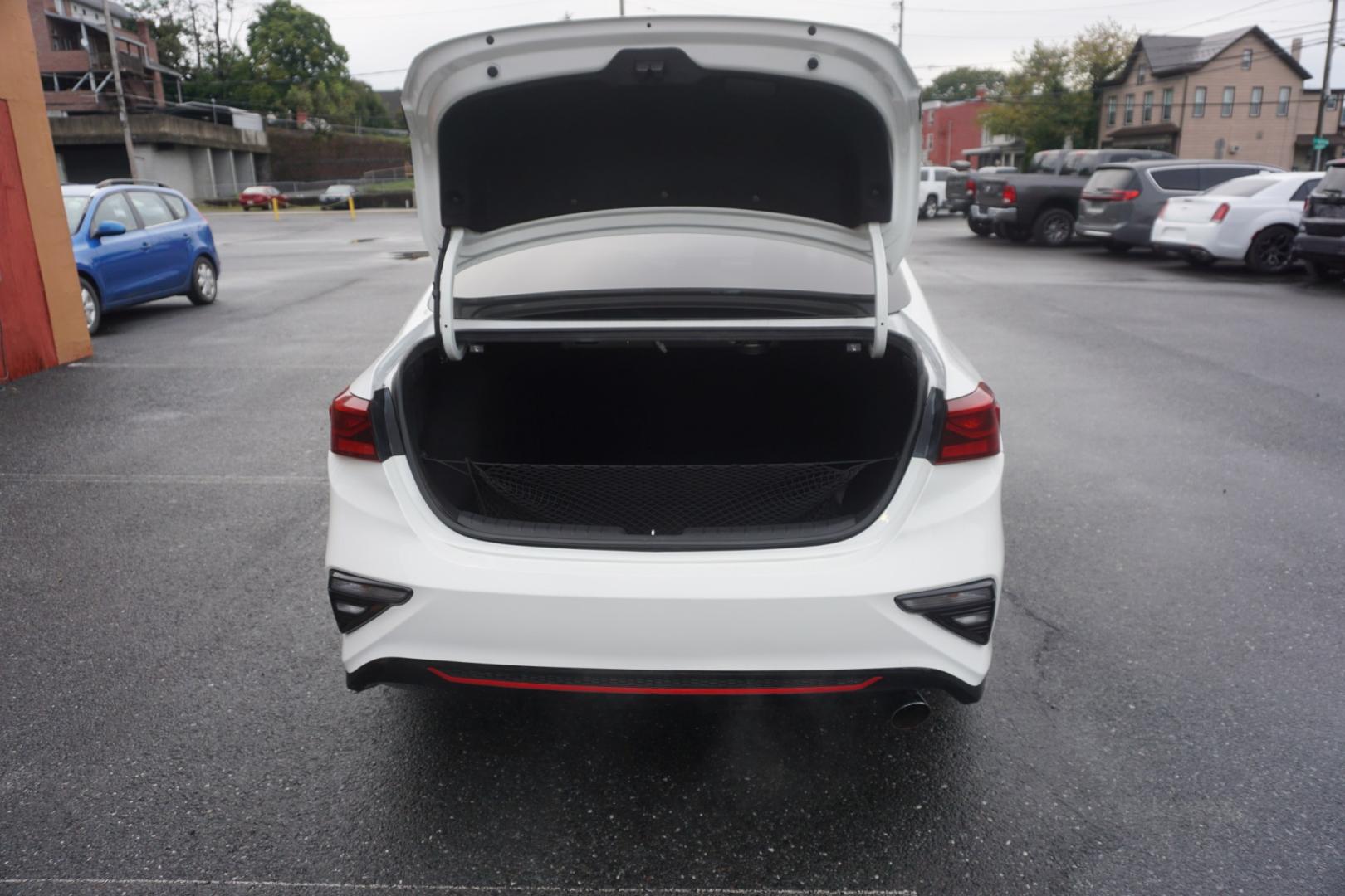 2021 WHITE /GRAY KIA FORTE GT-LINE (3KPF34AD4ME) with an 2L I4 engine, AUTOMATIC transmission, located at 312 Centre Ave, Schuylkill Haven, PA, 17972, (570) 593-5278, 40.638130, -76.177383- Photo#32