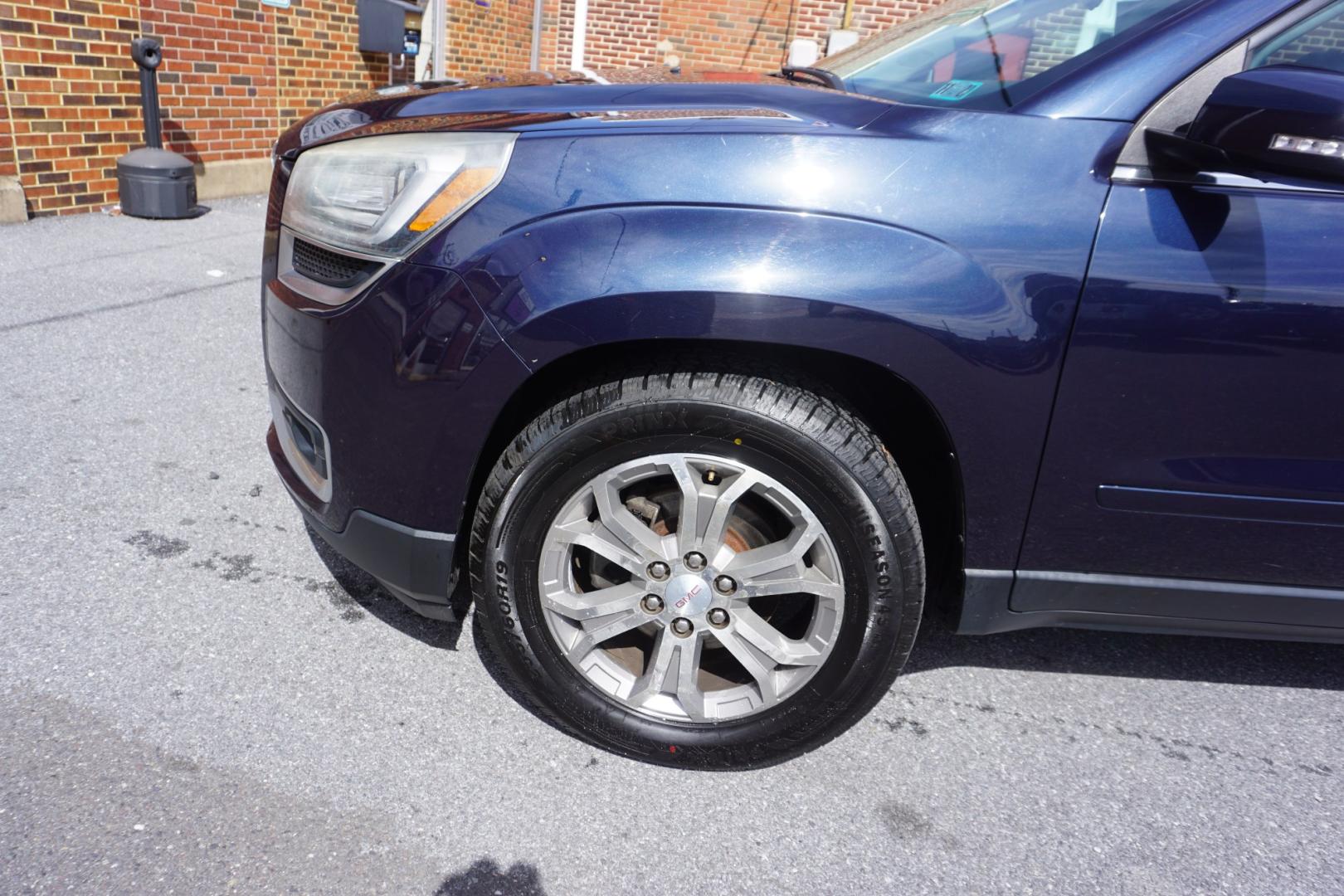 2016 BLUE /BLACK GMC ACADIA SLT (1GKKVRKD4GJ) with an 3.6L V6 engine, AUTOMATIC transmission, located at 312 Centre Ave, Schuylkill Haven, PA, 17972, (570) 593-5278, 40.638130, -76.177383- Photo#4