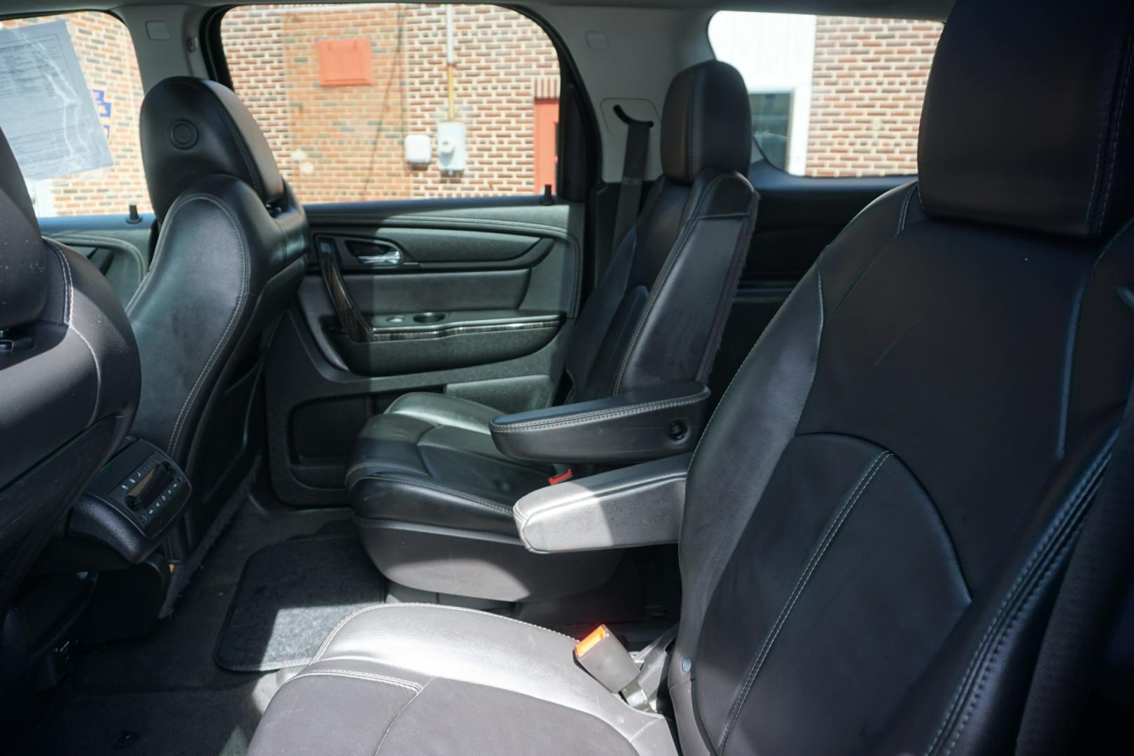 2016 BLUE /BLACK GMC ACADIA SLT (1GKKVRKD4GJ) with an 3.6L V6 engine, AUTOMATIC transmission, located at 312 Centre Ave, Schuylkill Haven, PA, 17972, (570) 593-5278, 40.638130, -76.177383- Photo#26