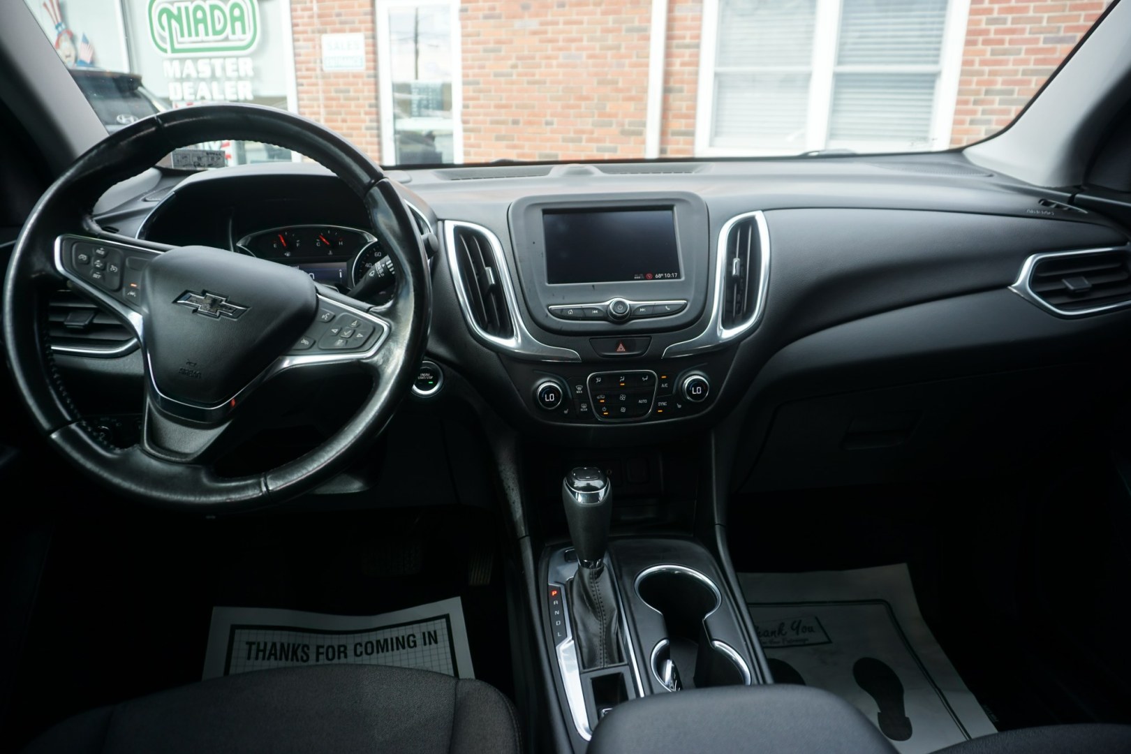 2020 WHITE /BLACK CHEVROLET EQUINOX LT (2GNAXUEV4L6) with an 1.5L I4 engine, AUTOMATIC transmission, located at 312 Centre Ave, Schuylkill Haven, PA, 17972, (570) 593-5278, 40.638130, -76.177383- Photo#26