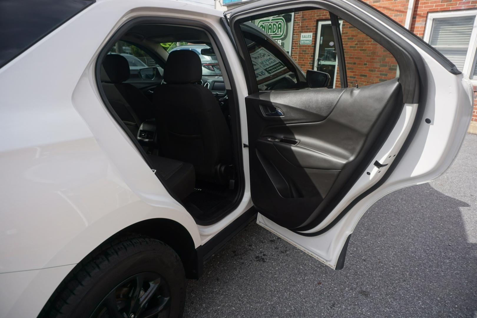 2020 WHITE /BLACK CHEVROLET EQUINOX LT (2GNAXUEV4L6) with an 1.5L I4 engine, AUTOMATIC transmission, located at 312 Centre Ave, Schuylkill Haven, PA, 17972, (570) 593-5278, 40.638130, -76.177383- Photo#38