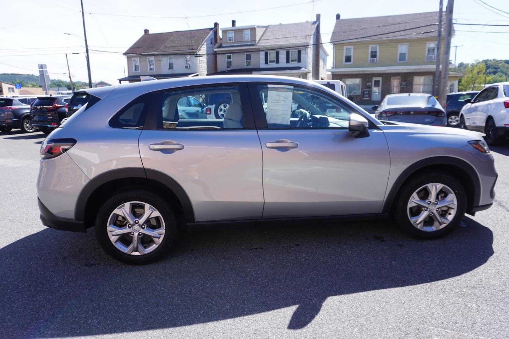 2024 SILVER /GRAY HONDA HR-V LX (3CZRZ2H33RM) with an 2L I4 engine, CVT transmission, located at 312 Centre Ave, Schuylkill Haven, PA, 17972, (570) 593-5278, 40.638130, -76.177383- Photo#10