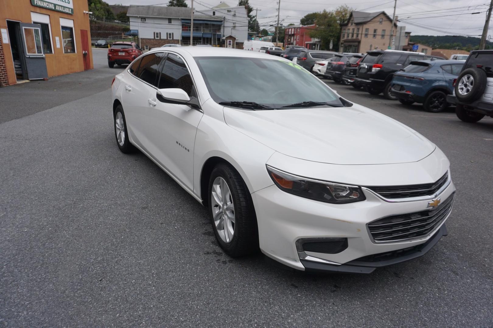 2016 WHITE /BLACK CHEVROLET MALIBU L (1G1ZE5ST2GF) with an 1.5L I4 engine, AUTOMATIC transmission, located at 312 Centre Ave, Schuylkill Haven, PA, 17972, (570) 593-5278, 40.638130, -76.177383- Photo#16