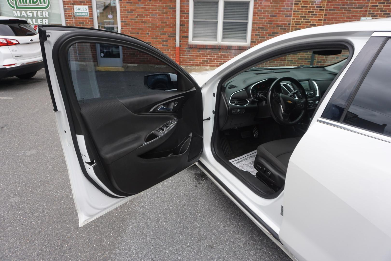 2016 WHITE /BLACK CHEVROLET MALIBU L (1G1ZE5ST2GF) with an 1.5L I4 engine, AUTOMATIC transmission, located at 312 Centre Ave, Schuylkill Haven, PA, 17972, (570) 593-5278, 40.638130, -76.177383- Photo#25