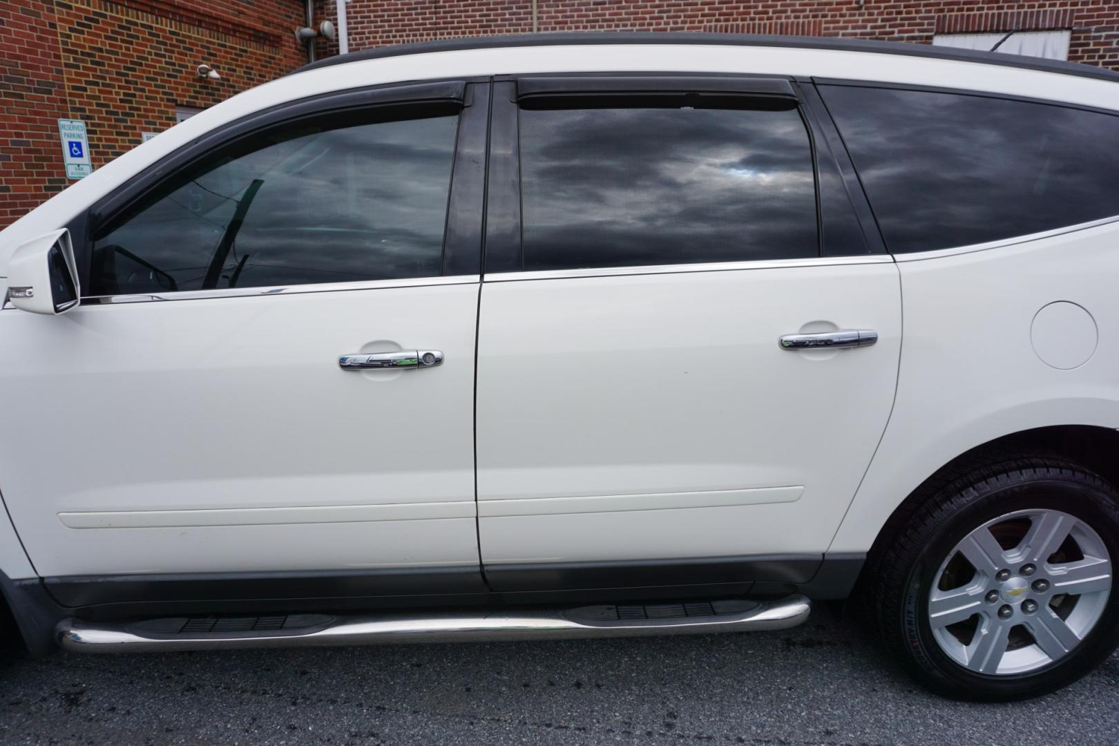 2011 White CHEVROLET TRAVERSE LT (1GNKVGED3BJ) with an 3.6L V6 engine, AUTOMATIC transmission, located at 312 Centre Ave, Schuylkill Haven, PA, 17972, (570) 593-5278, 40.638130, -76.177383- Photo#5
