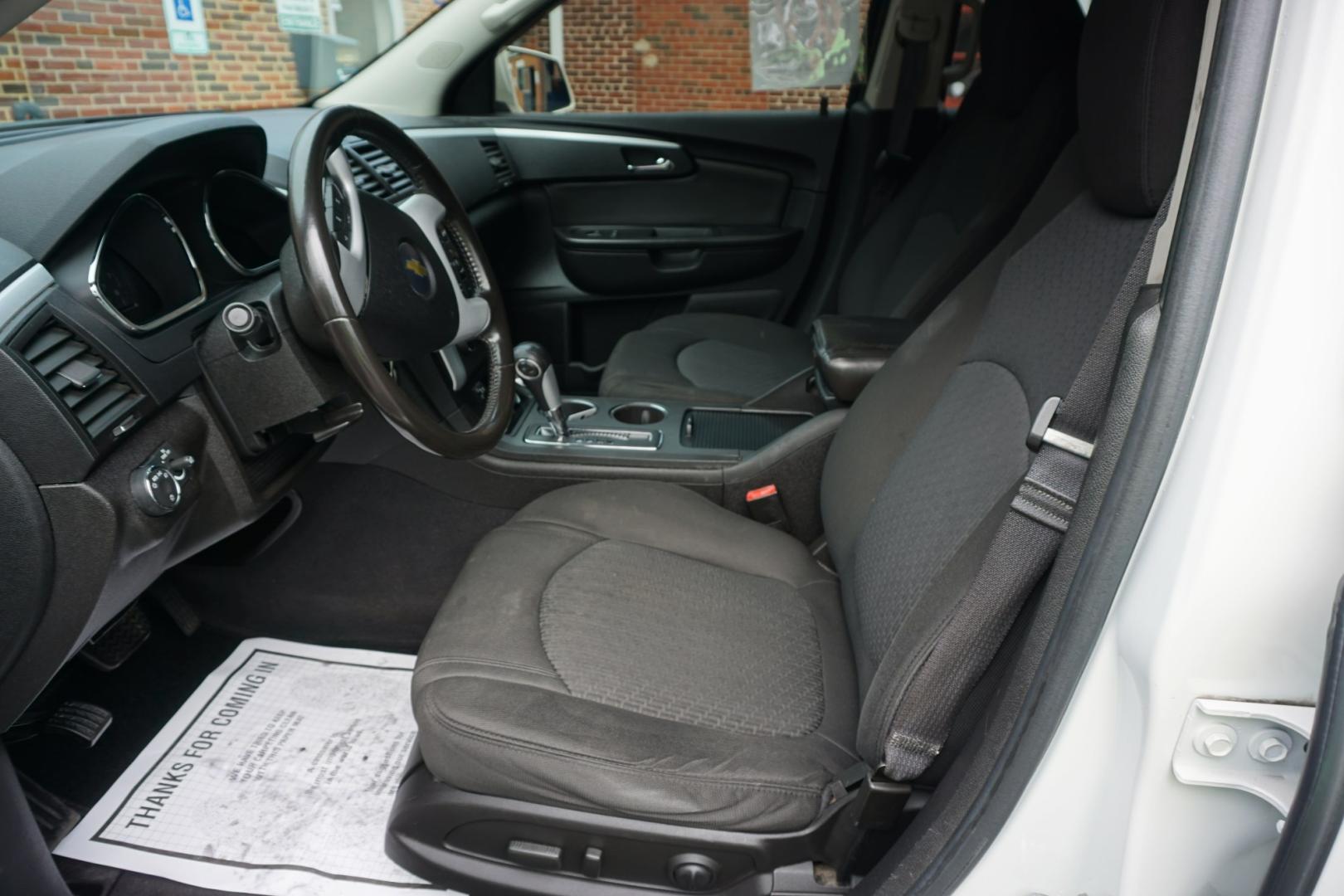 2011 White CHEVROLET TRAVERSE LT (1GNKVGED3BJ) with an 3.6L V6 engine, AUTOMATIC transmission, located at 312 Centre Ave, Schuylkill Haven, PA, 17972, (570) 593-5278, 40.638130, -76.177383- Photo#21