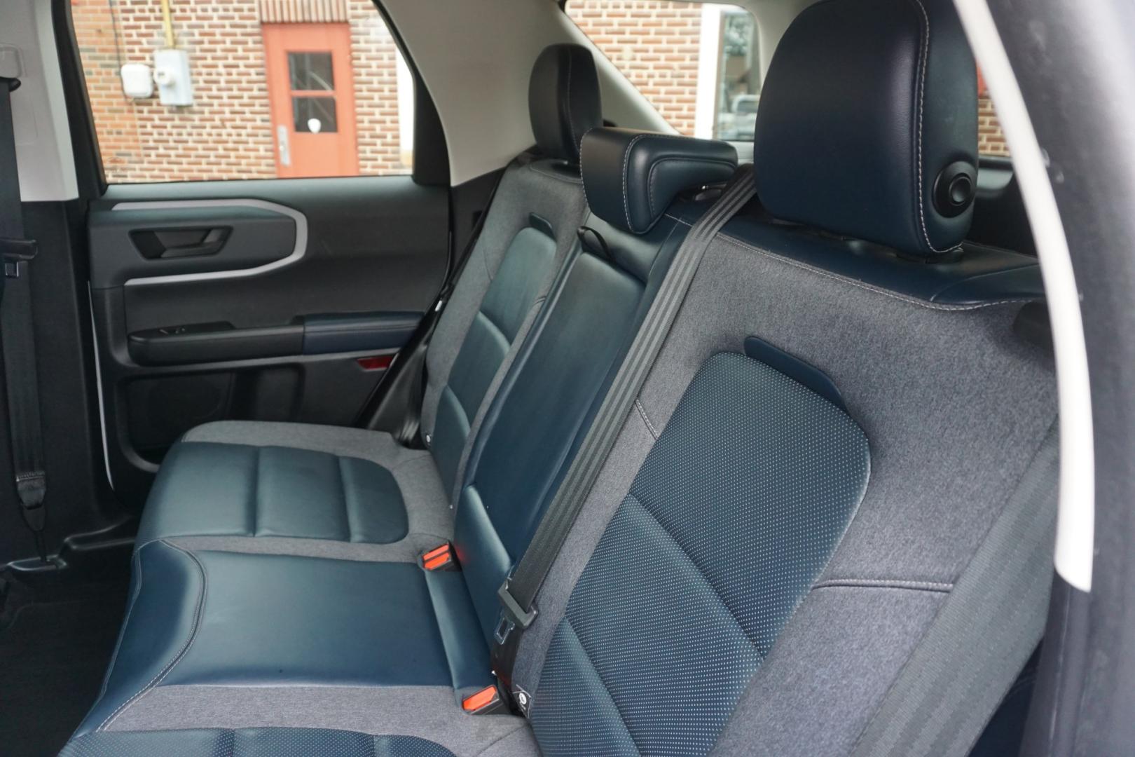 2021 WHITE /BLACK FORD BRONCO SPORT OUTER BANKS (3FMCR9C66MR) with an 1.5L I3 engine, AUTOMATIC transmission, located at 312 Centre Ave, Schuylkill Haven, PA, 17972, (570) 593-5278, 40.638130, -76.177383- Photo#28