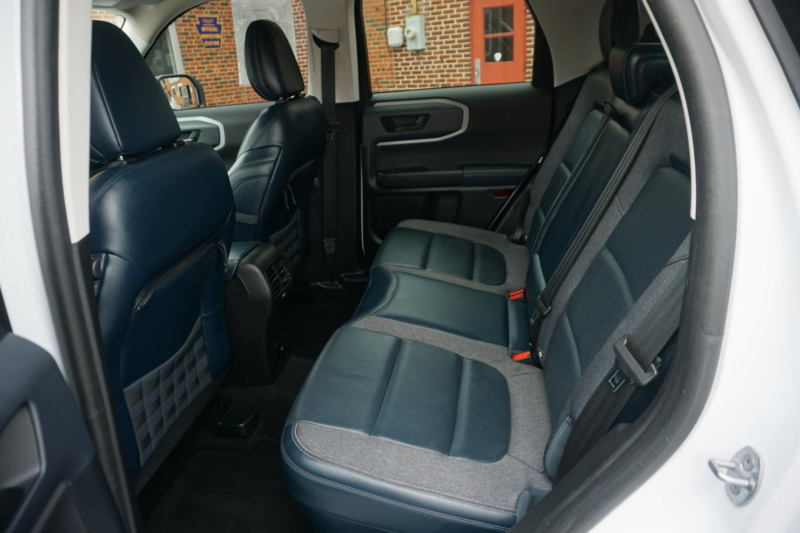 2021 WHITE /BLACK FORD BRONCO SPORT OUTER BANKS (3FMCR9C66MR) with an 1.5L I3 engine, AUTOMATIC transmission, located at 312 Centre Ave, Schuylkill Haven, PA, 17972, (570) 593-5278, 40.638130, -76.177383- Photo#29