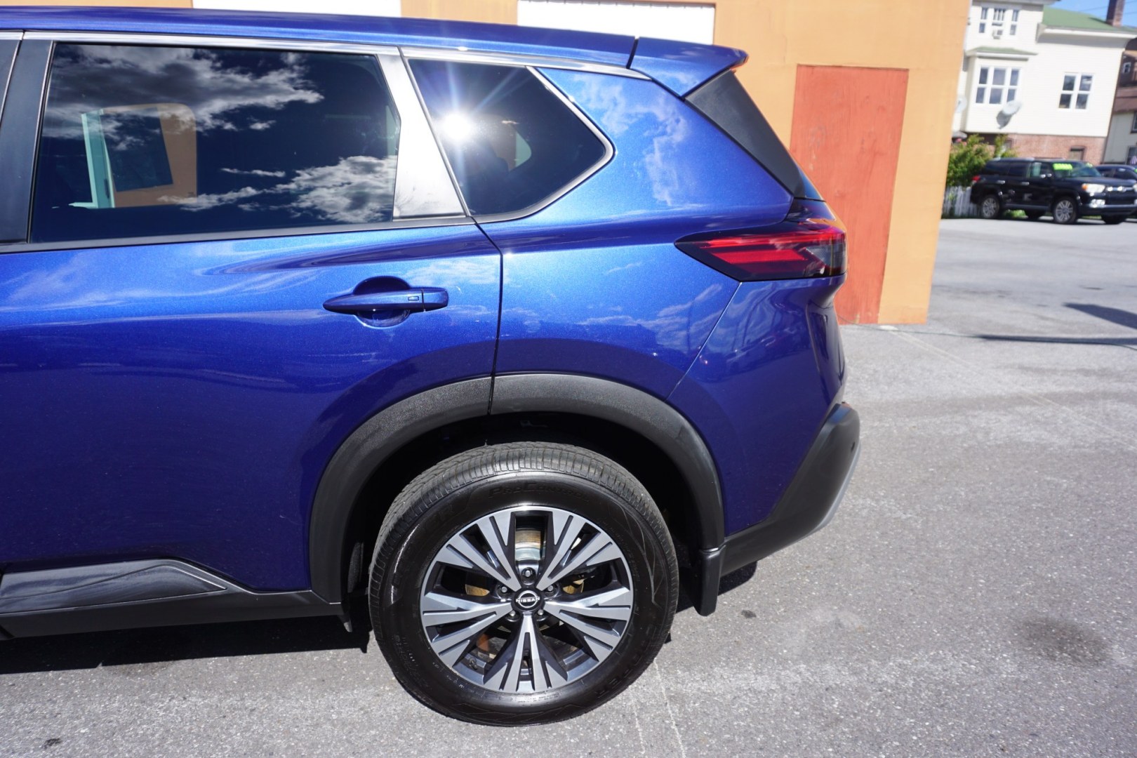 2022 BLUE /GRAY NISSAN ROGUE SV (5N1BT3BBXNC) with an 1.5L I3 engine, CVT transmission, located at 312 Centre Ave, Schuylkill Haven, PA, 17972, (570) 593-5278, 40.638130, -76.177383- Photo#14